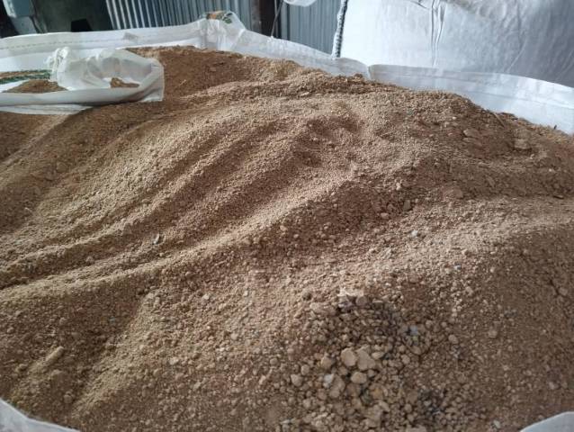 Terre broye sche en big-bag